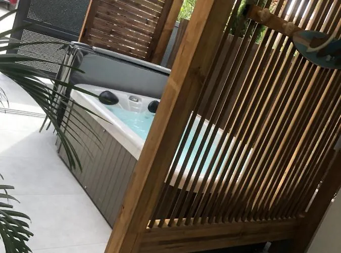 Апартаменты Le Jardin D Eden