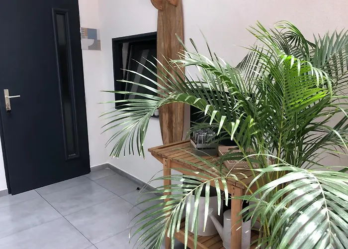 Апартаменты Le Jardin D Eden *